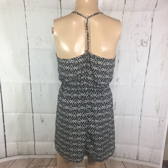 Umgee black and white dress size large - Picture 3 of 5